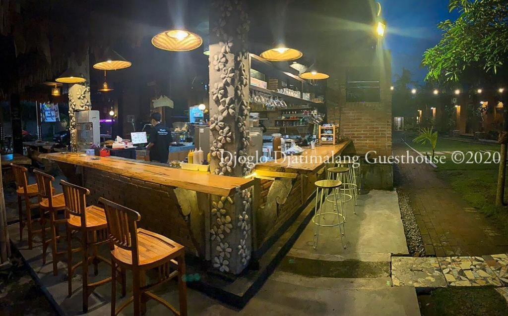 Djoglo Djatimalang Guesthouse Blitar Exterior foto